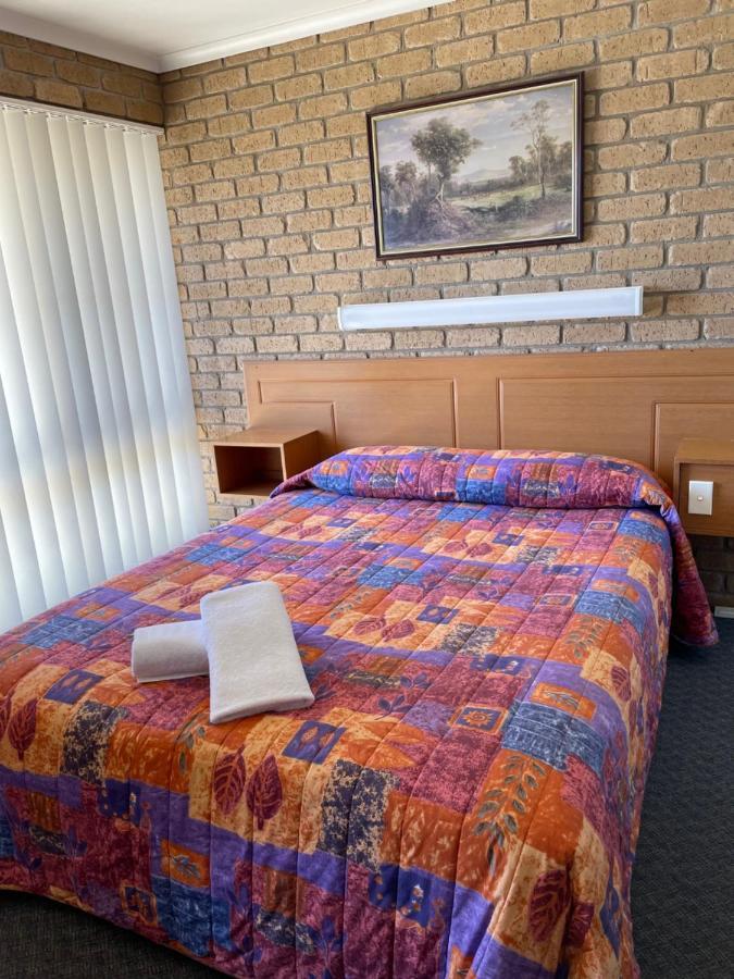 Darling Junction Motor Inn Wentworth Экстерьер фото