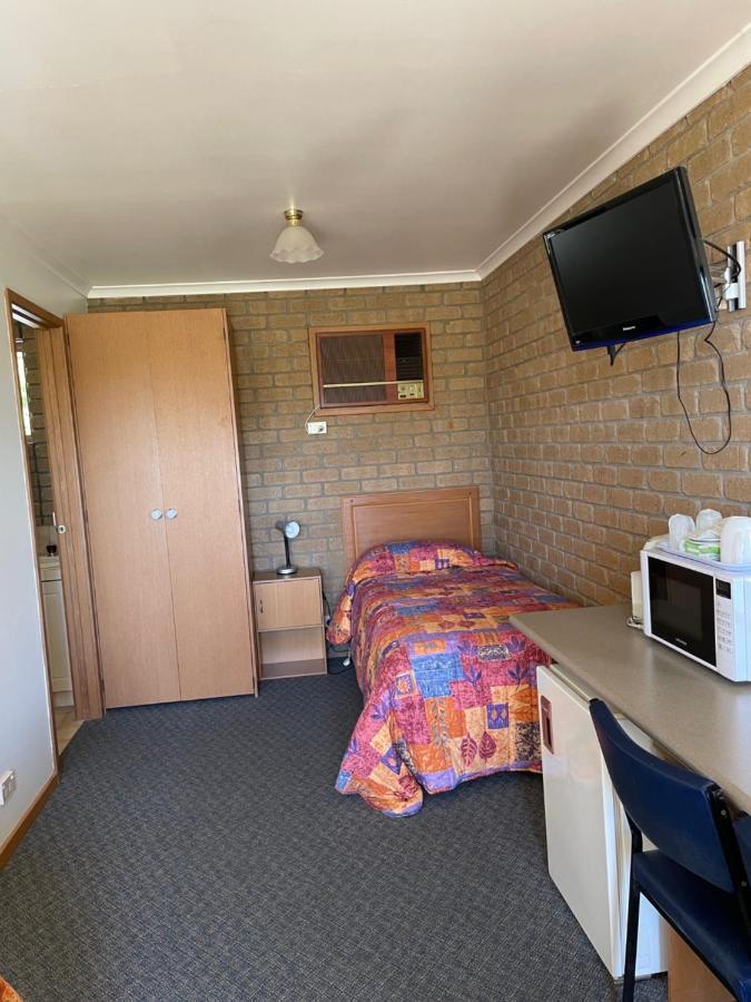 Darling Junction Motor Inn Wentworth Экстерьер фото