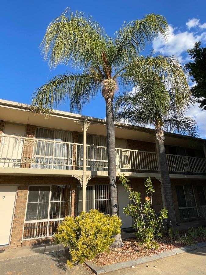 Darling Junction Motor Inn Wentworth Экстерьер фото