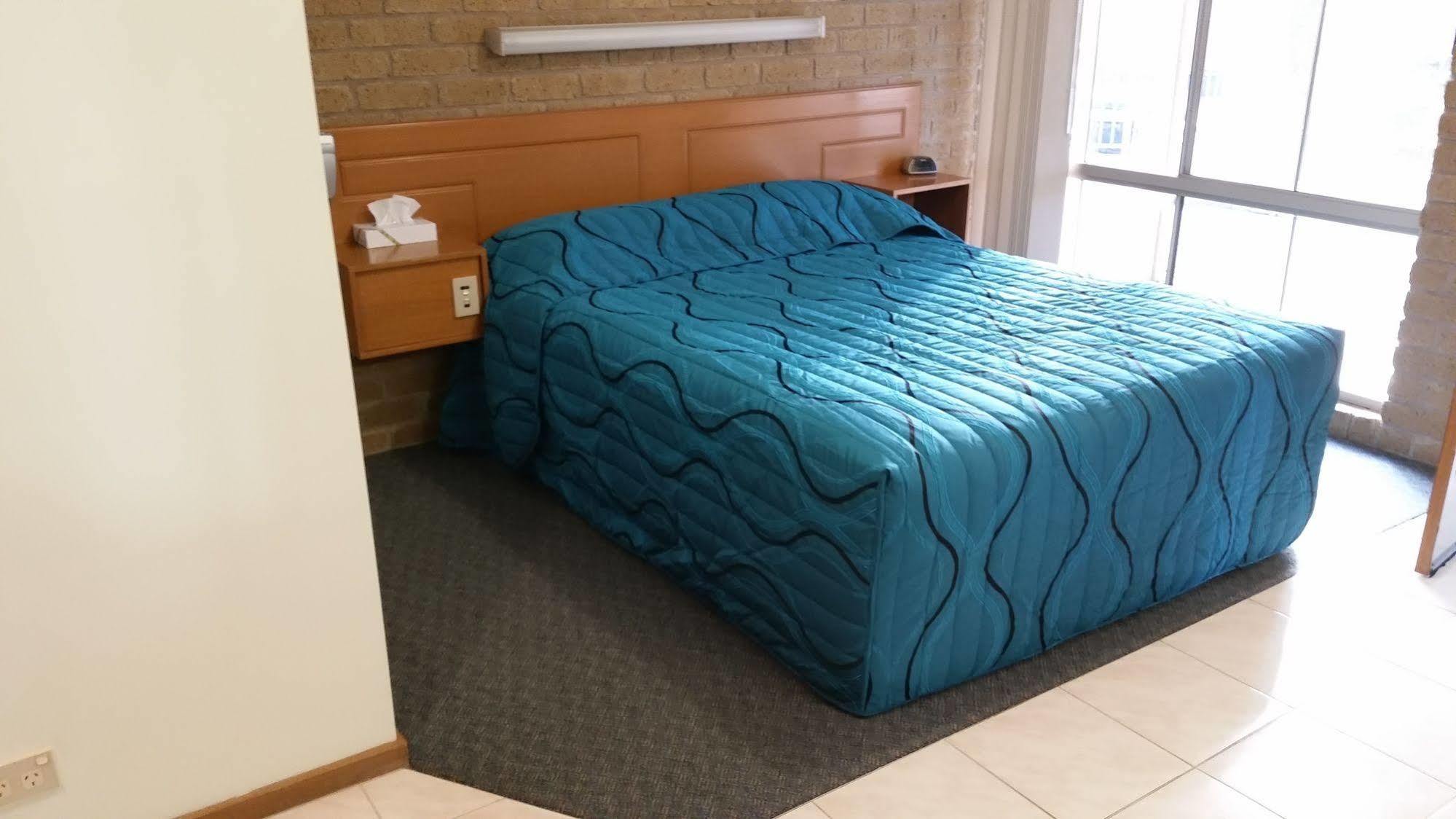 Darling Junction Motor Inn Wentworth Экстерьер фото