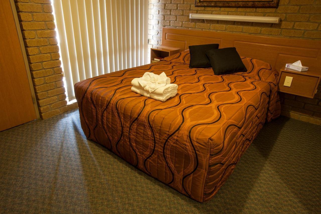 Darling Junction Motor Inn Wentworth Экстерьер фото